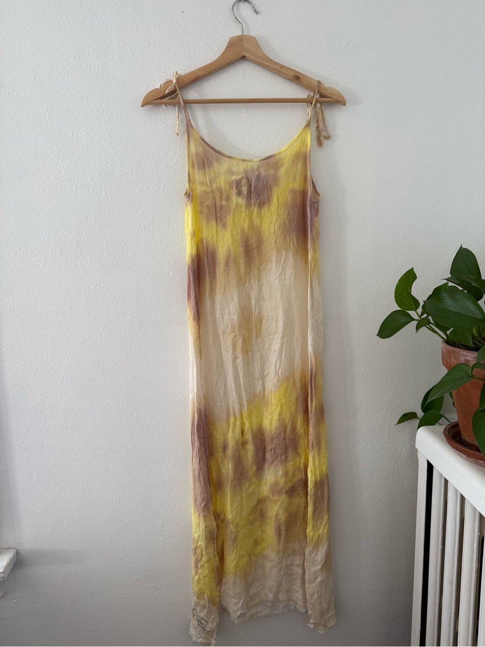 Tie-Dye Slip Chemise in Yellow & Brown - Picture 5 of 6